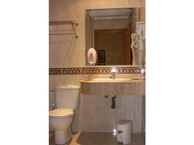 Hostal Castilla Benavente Esterno foto